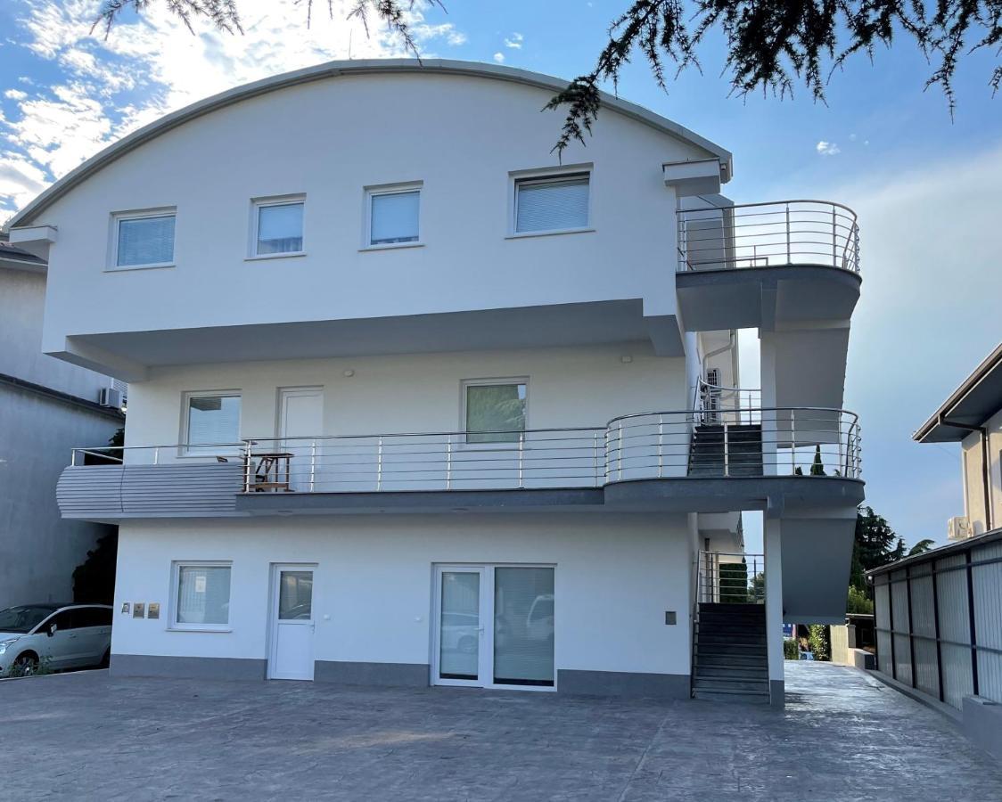 Apartment Apartmaji Meduza 2 *